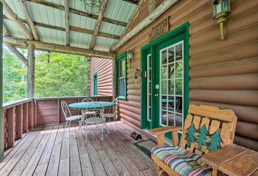 Spacious Mtn Cabin On 7 Private Acres In Athol!