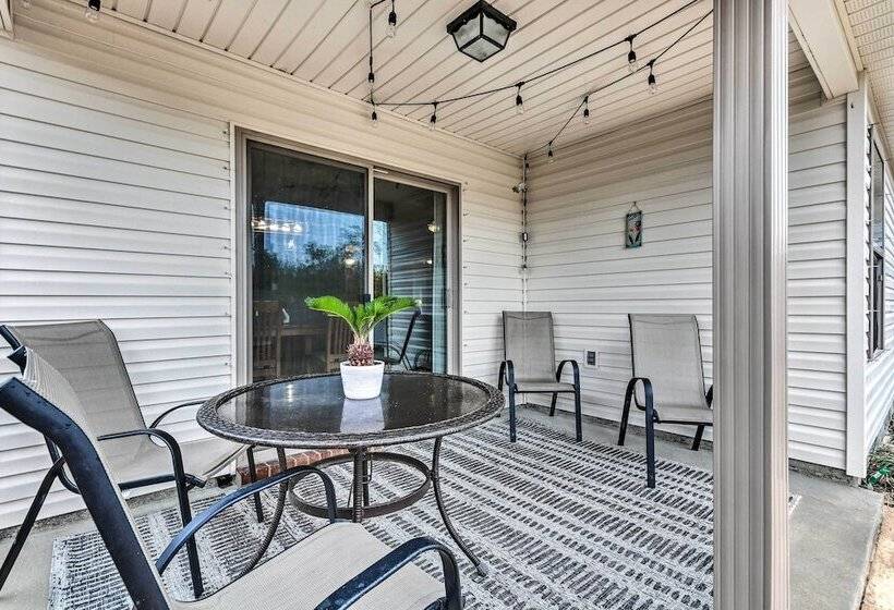 Spacious Navarre Retreat W/ Fenced In Yard!