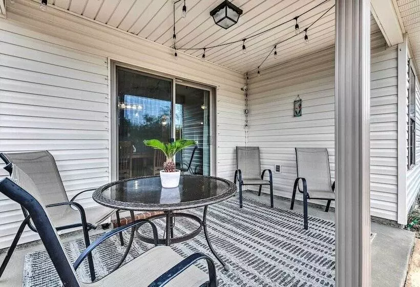 Spacious Navarre Retreat W/ Fenced In Yard!