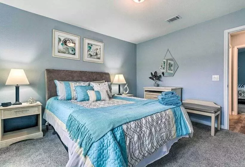 Spacious Navarre Retreat W/ Fenced In Yard!