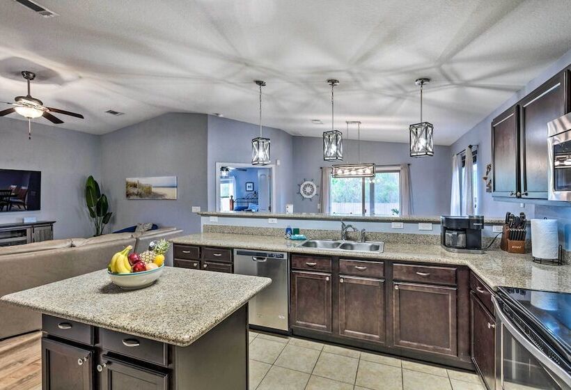 Spacious Navarre Retreat W/ Fenced In Yard!