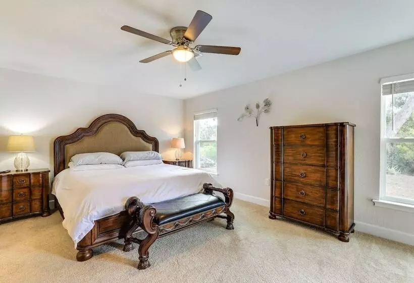 Spacious North Port Home 10 Mi To Beach!