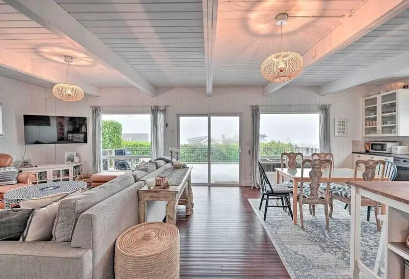 Sun Soaked Sandy Point Haven W/ Beach Access!