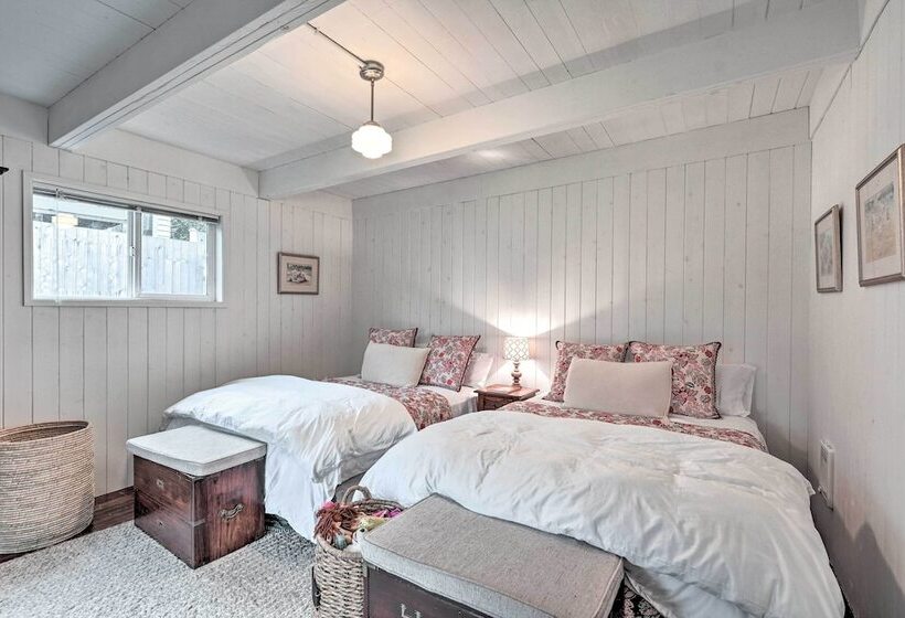 Sun Soaked Sandy Point Haven W/ Beach Access!