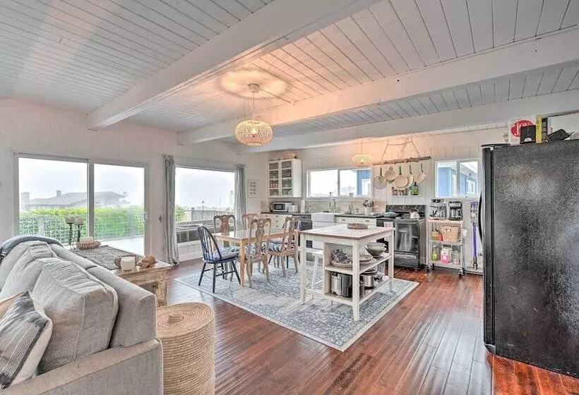 Sun Soaked Sandy Point Haven W/ Beach Access!