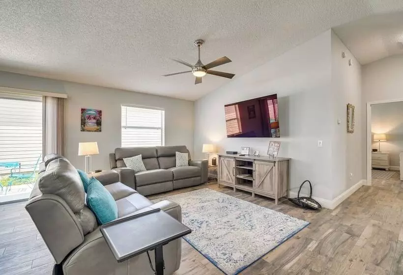 The Villages Abode W/ Community Pools, Golf & More