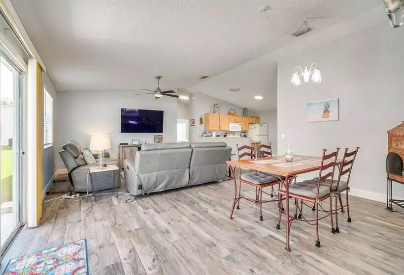 The Villages Abode W/ Community Pools, Golf & More