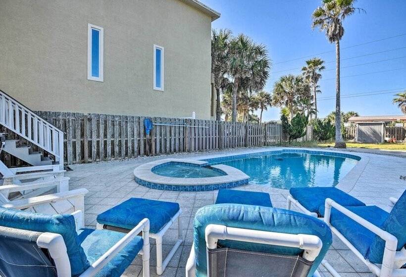Sunny Florida Home W/ Decks & View, Steps To Beach