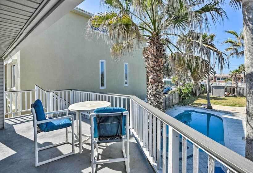 Sunny Florida Home W/ Decks & View, Steps To Beach