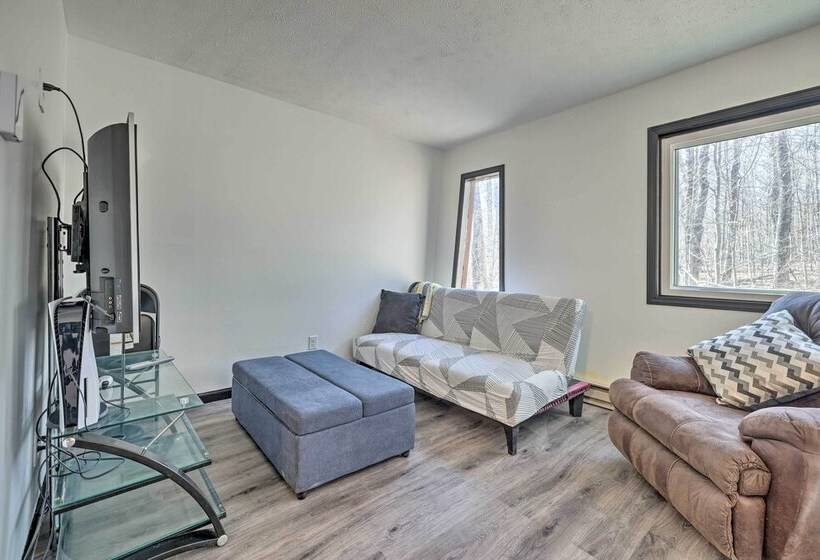 Tobyhanna Family Escape W/ Community Perks!