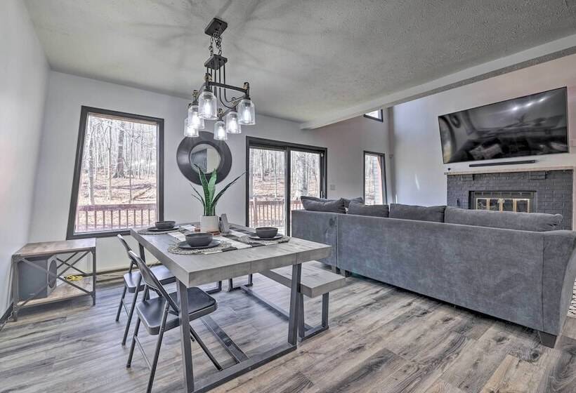 Tobyhanna Family Escape W/ Community Perks!