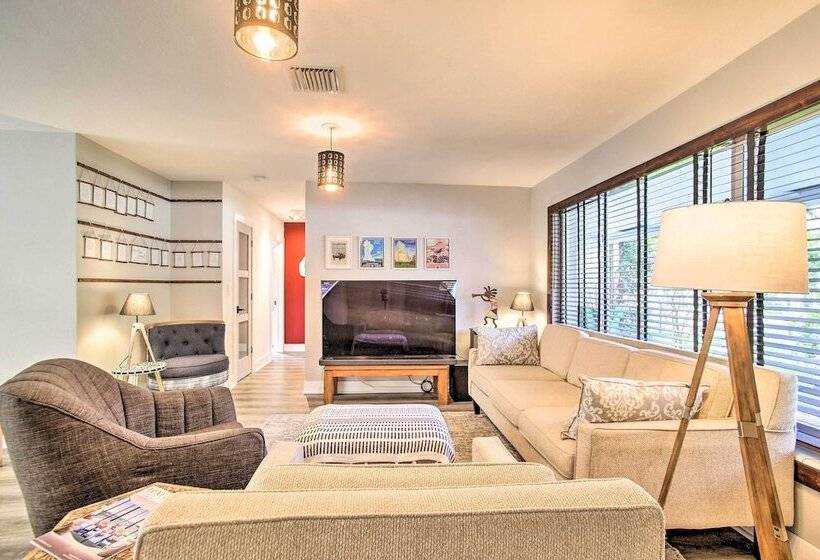 Tropical Home W/ Outdoor Oasis: 2 Mi To Beach