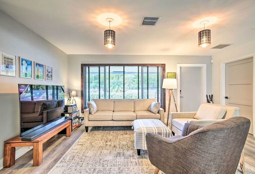 Tropical Home W/ Outdoor Oasis: 2 Mi To Beach