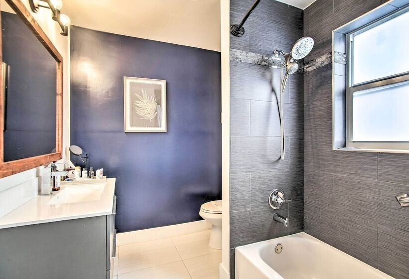 Tropical Home W/ Outdoor Oasis: 2 Mi To Beach