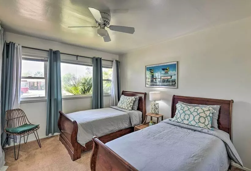 Vintage Las Vegas Oasis < 3 Mi To The Strip!