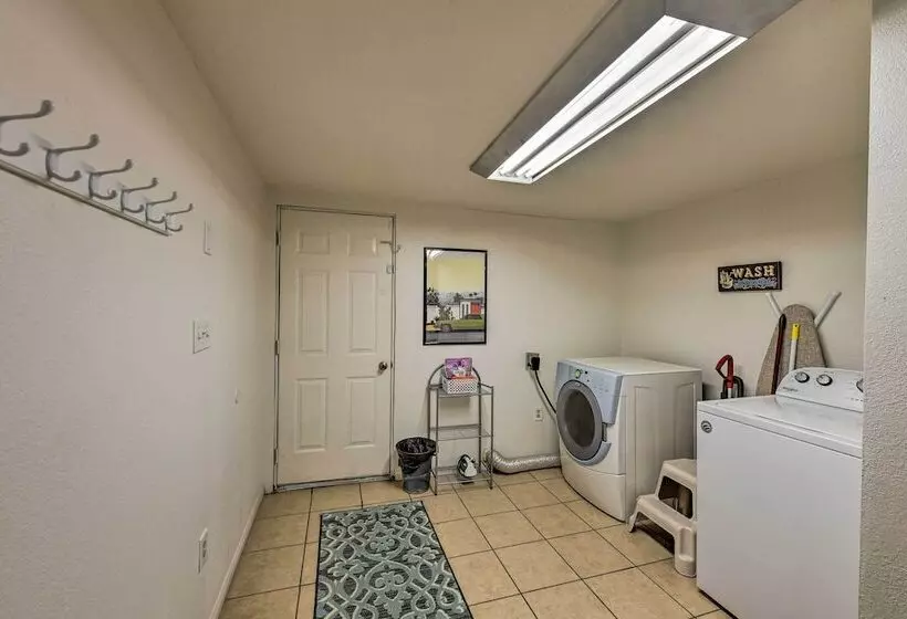 Vintage Las Vegas Oasis < 3 Mi To The Strip!