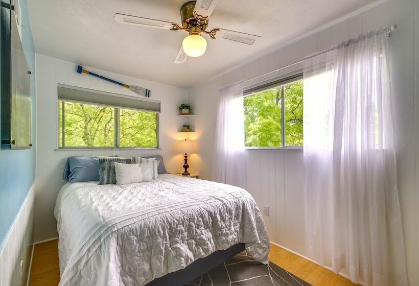 Private Dock: Waterfront Gem On Lake Of The Ozarks