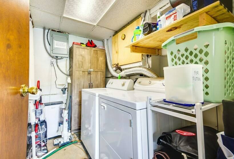 Private Dock: Waterfront Gem On Lake Of The Ozarks