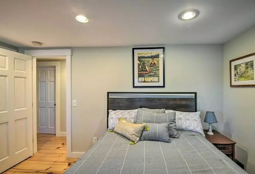 New London Cottage W/ Grill, Lake & Beach Access