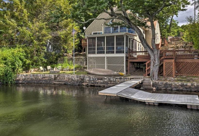 Beautiful Lakeside Milford Family Home & Deck