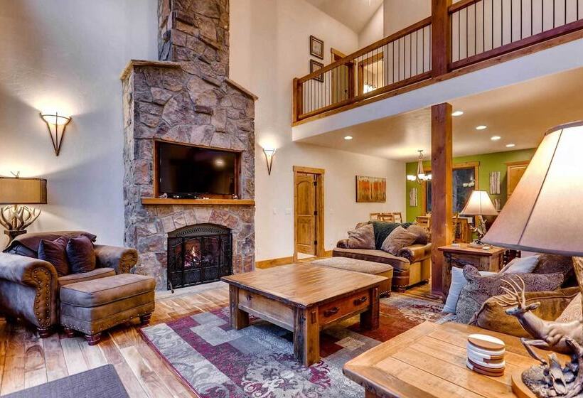 Breckenridge Home W/ Deck + Hot Tub Near Skiing!
