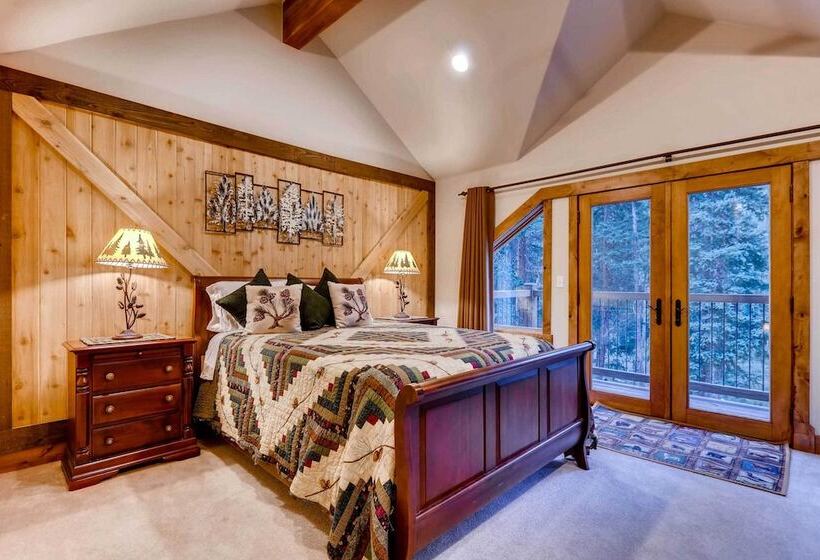 Breckenridge Home W/ Deck + Hot Tub Near Skiing!