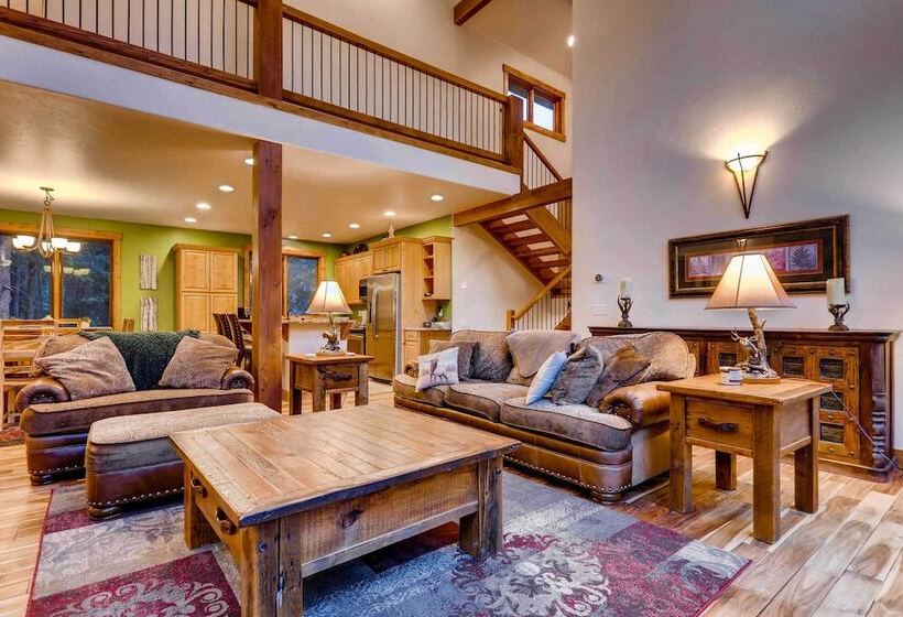 Breckenridge Home W/ Deck + Hot Tub Near Skiing!
