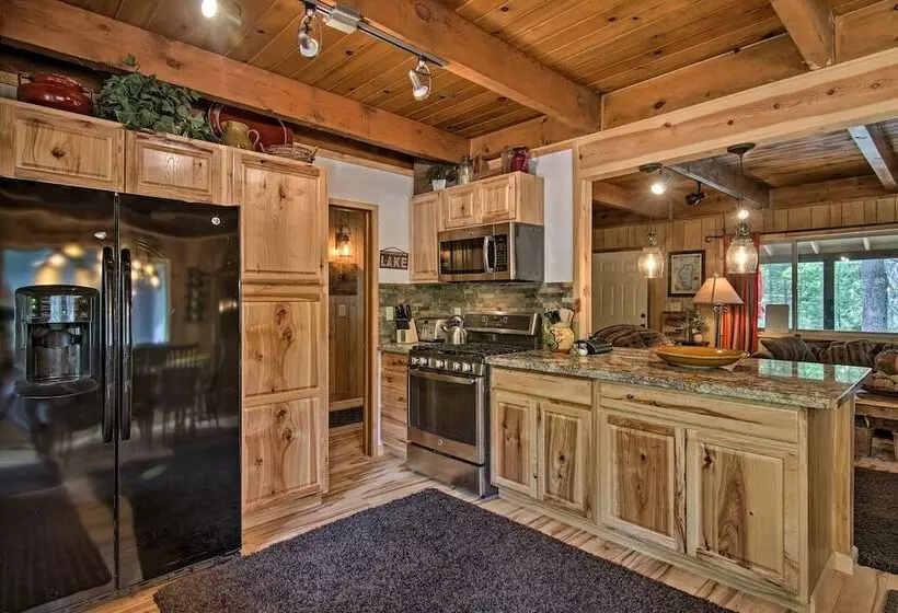 10 Mi To Ski Slopes: South Lake Tahoe Home