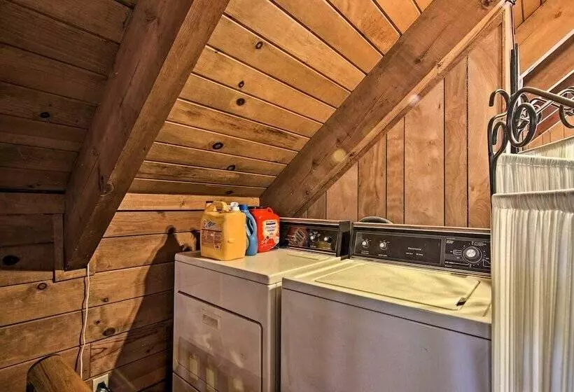 10 Mi To Ski Slopes: South Lake Tahoe Home