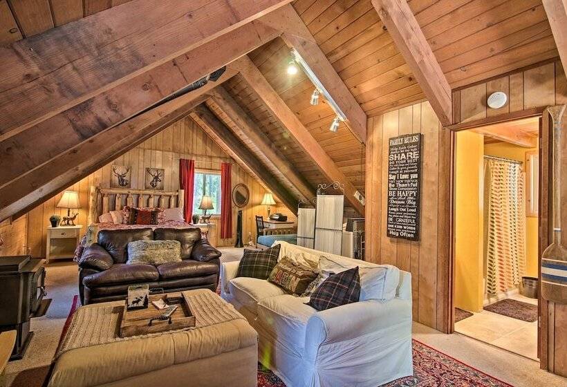 10 Mi To Ski Slopes: South Lake Tahoe Home