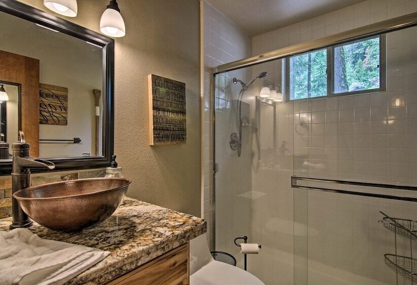 10 Mi To Ski Slopes: South Lake Tahoe Home