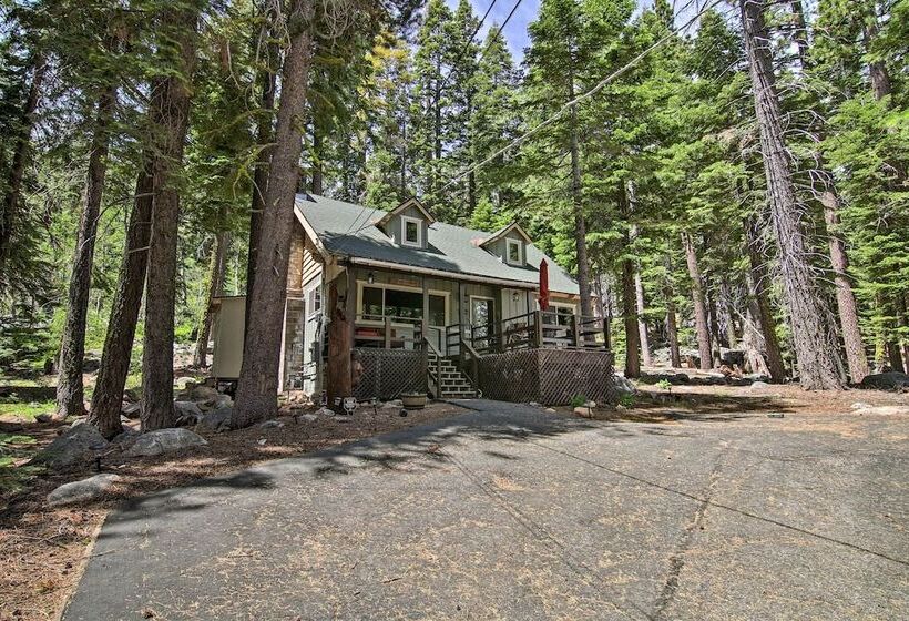 10 Mi To Ski Slopes: South Lake Tahoe Home