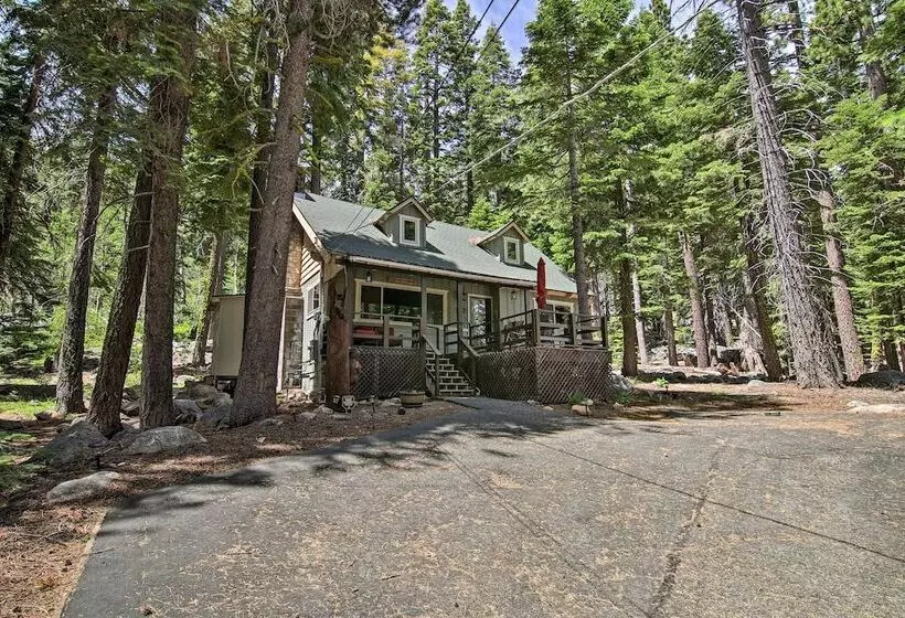 10 Mi To Ski Slopes: South Lake Tahoe Home