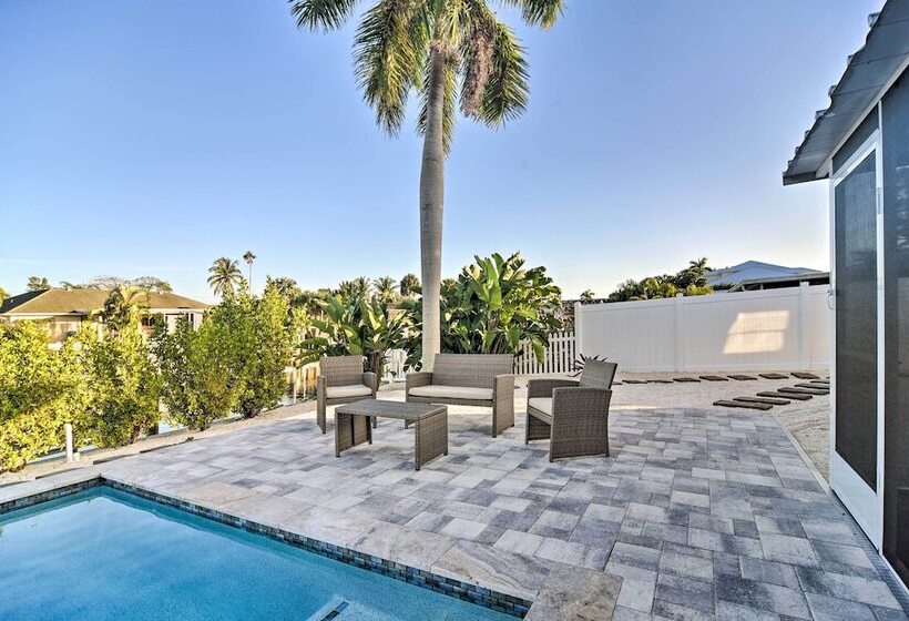 Canal Front Bradenton  Caribbean Retreat  W/ Pool