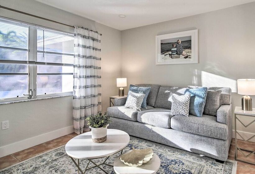 Canal Front Bradenton  Caribbean Retreat  W/ Pool