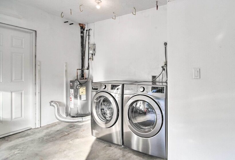 Canal Front Bradenton  Caribbean Retreat  W/ Pool