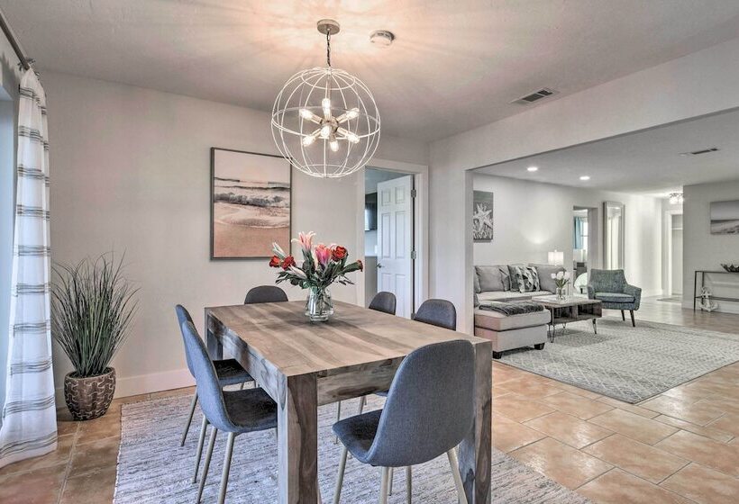 Canal Front Bradenton  Caribbean Retreat  W/ Pool