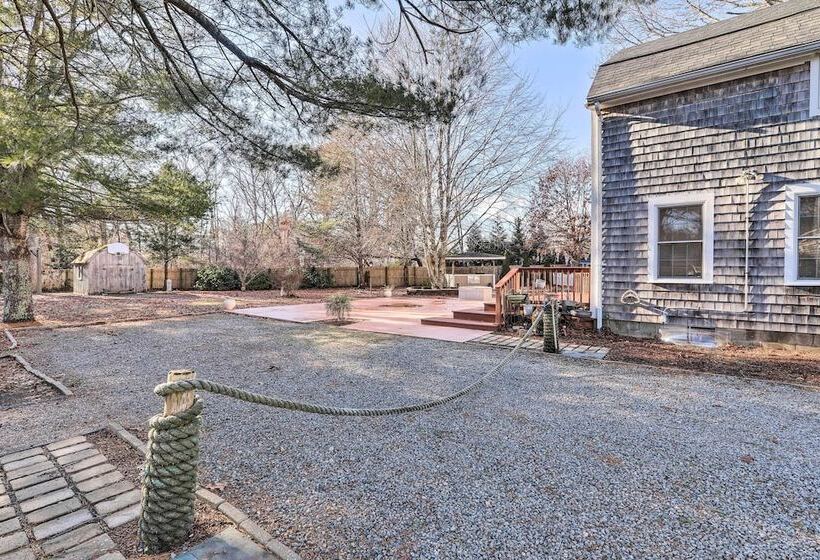 Charming East Falmouth Home W/ Hot Tub!