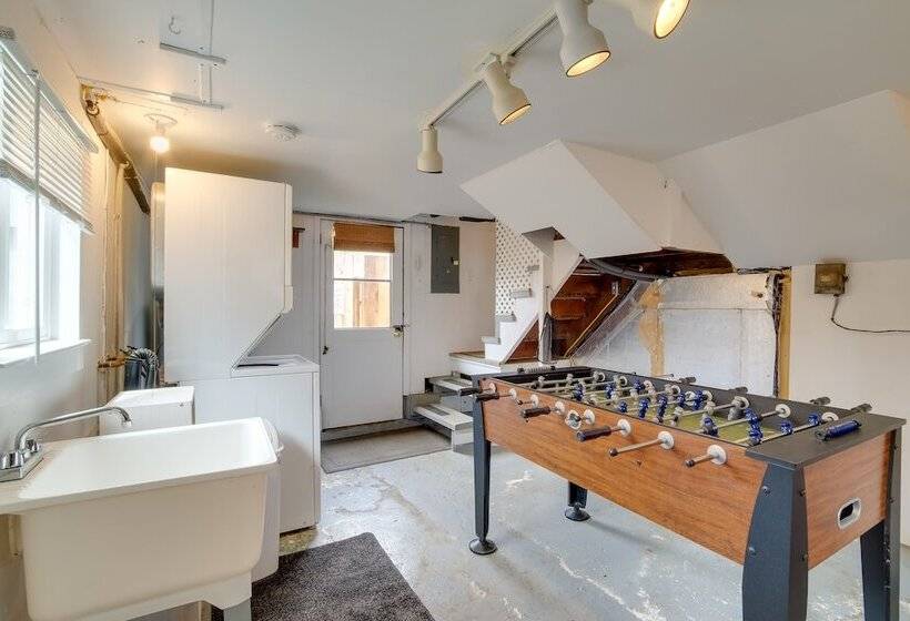 Charming Gold Beach Home < 1 Mi To Rogue River!