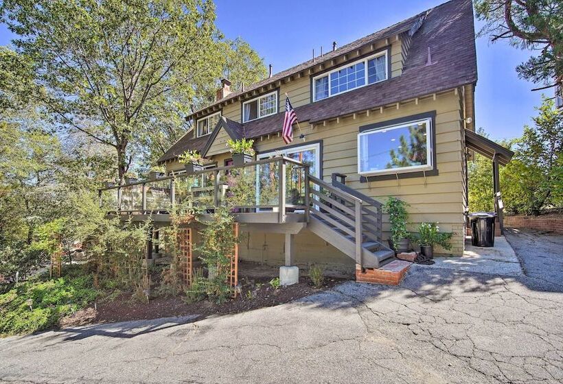 Chic Lake House W/ Furnished Deck & Hot Tub!