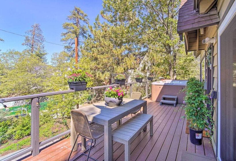 Chic Lake House W/ Furnished Deck & Hot Tub!