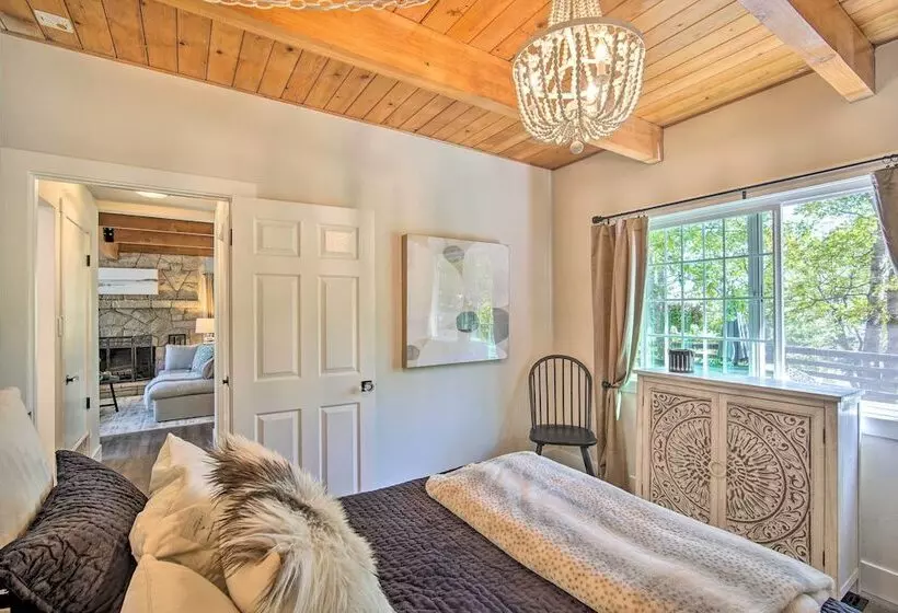 Chic Lake House W/ Furnished Deck & Hot Tub!