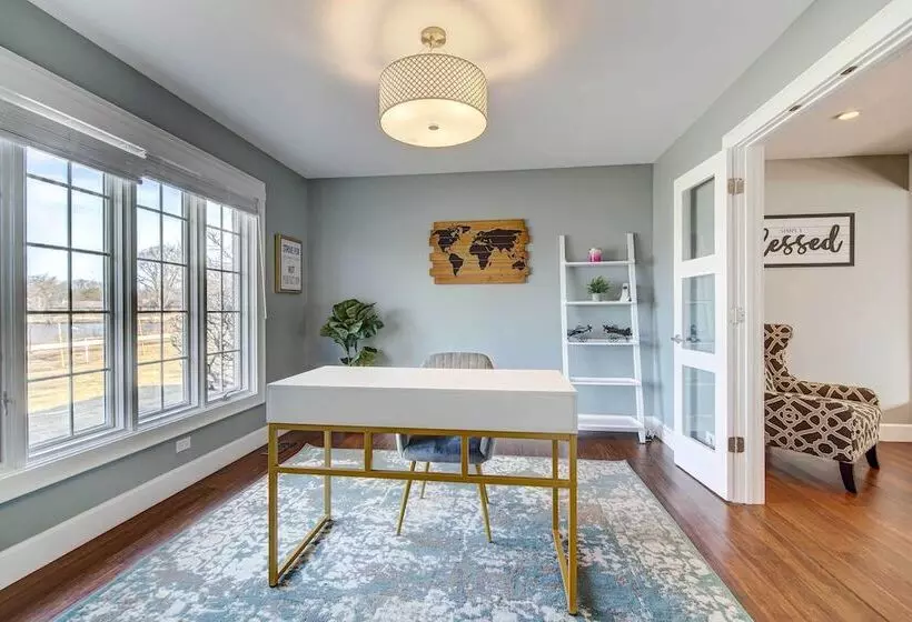 Lakefront Prospect Heights Home: Ice Fish On Site