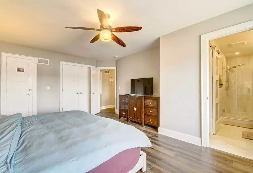 Lakefront Prospect Heights Home: Ice Fish On Site