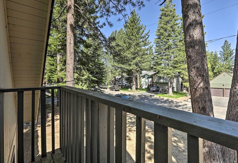 South Lake Tahoe Cabin ~ 7 Mi To Ski Resort!