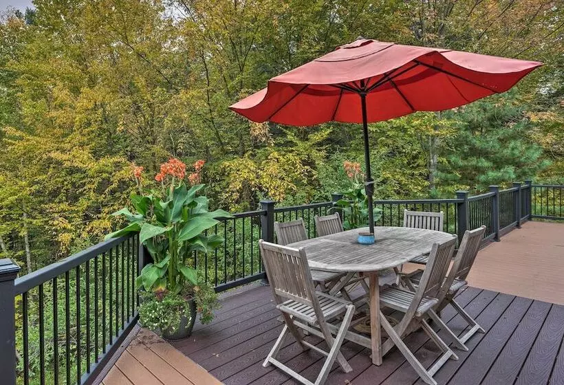 Cozy Home W/ Sauna: Mins To Stowe Mountain Resort