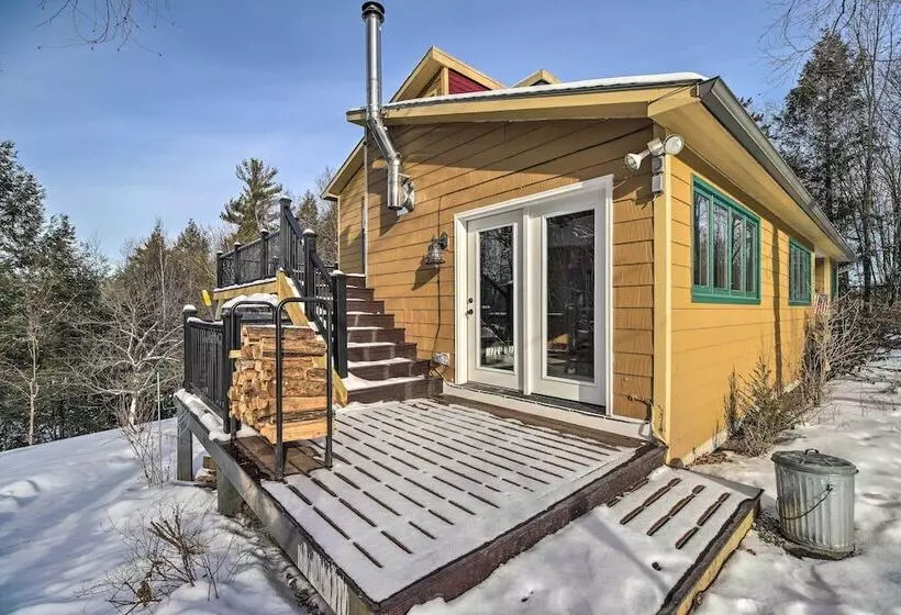 Cozy Home W/ Sauna: Mins To Stowe Mountain Resort