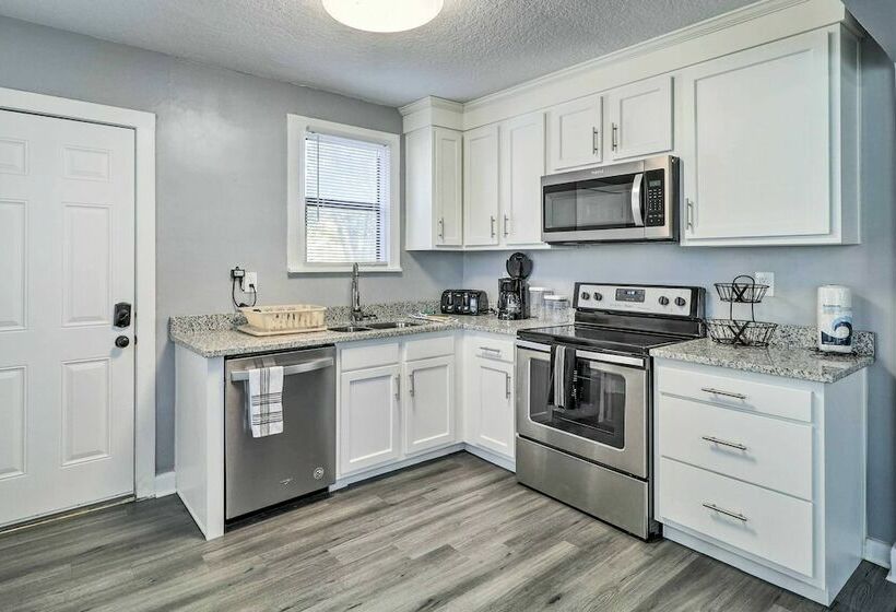 Cozy Jacksonville Home Near St Johns River!