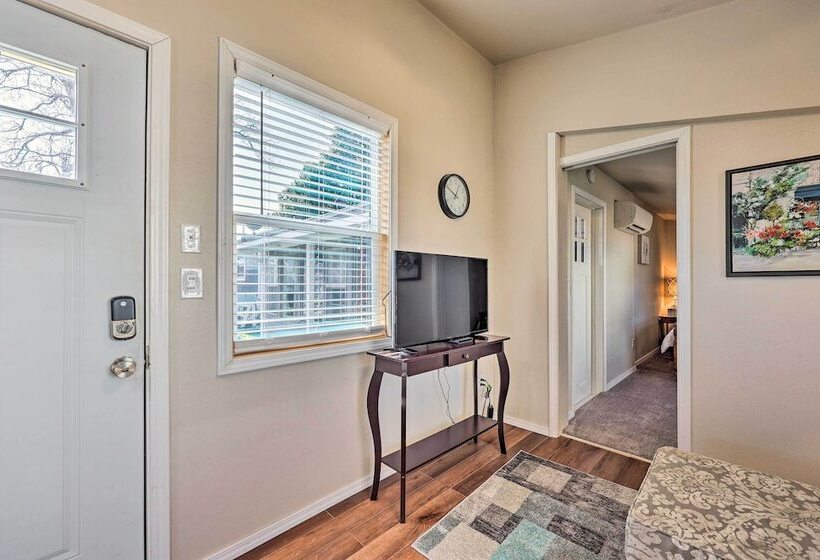 Cozy Rogers Home W/ Patio, Near Downtown!
