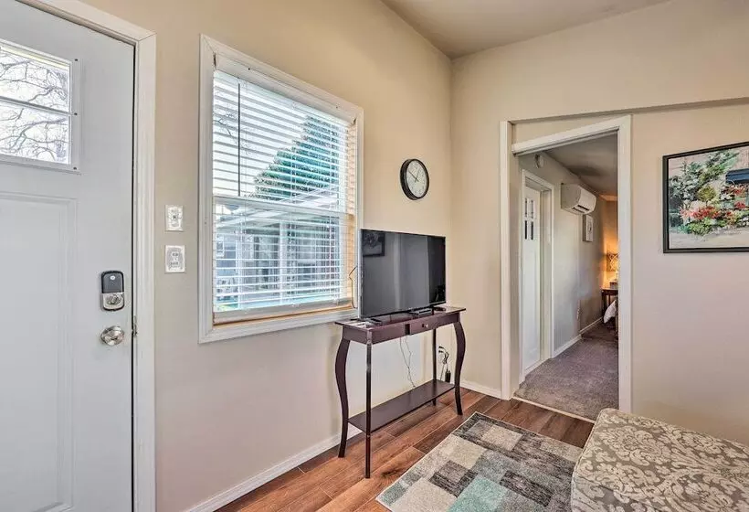 Cozy Rogers Home W/ Patio, Near Downtown!